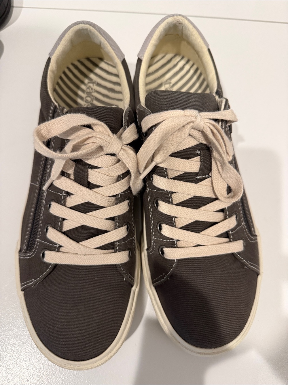 Taos Footwear Women's Brown Sneakers with Cream Laces